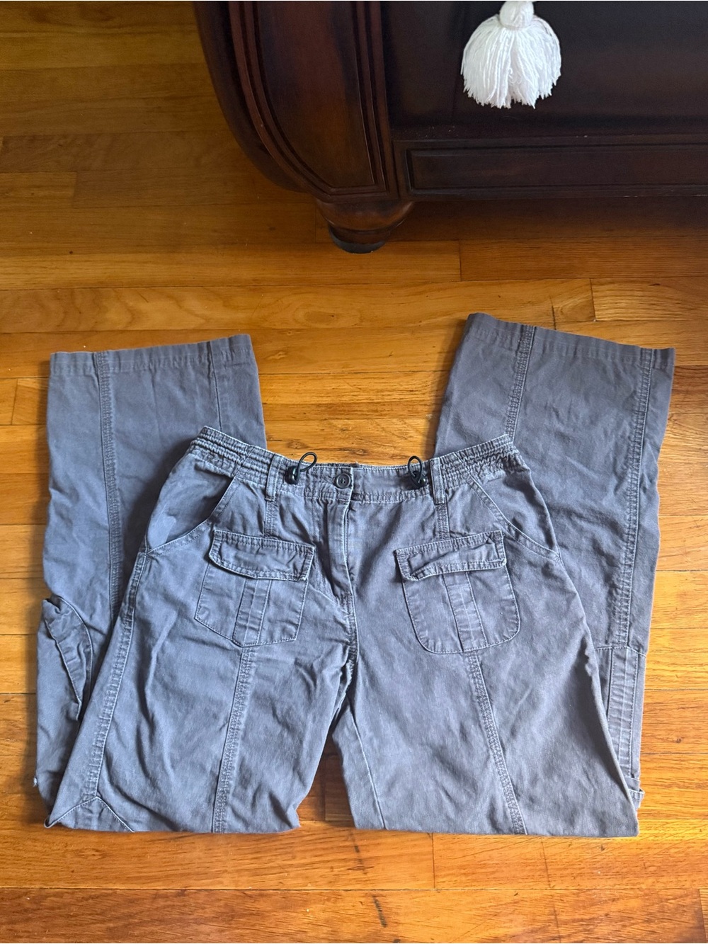 Brandy Melville Kim Cargo Pants